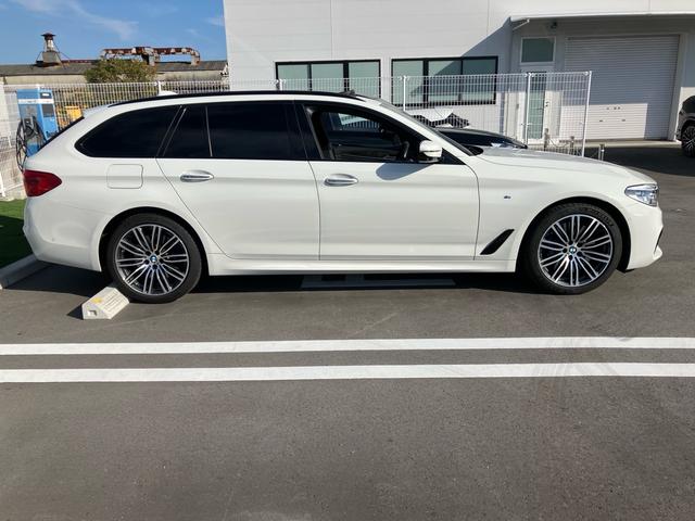 ５シリーズ ５４０ｉ　ｘＤｒｉｖｅツーリング　Ｍスポーツ　ガラスサンルーフ　ハーマンカードンスピーカー　アクティブクルーズコントロ―ル　ヘッドアップディスプレイ　ブラックレザーシート　フロント・リヤシートヒーター　３６０度カメラ（5枚目）