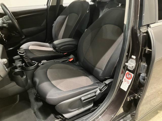 ＭＩＮＩ クーパー　認定中古車　ナビゲーション　社外バックカメラ　地デジチューナー（14枚目）