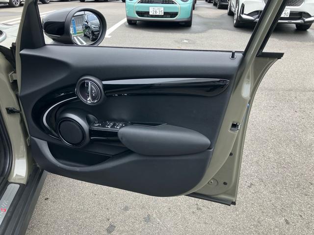 MINI クーパーS 認定中古車 アクティブクルーズコントロール ナビゲーション バックカメラ ETC スマートキー 17インチアルミホイール(12枚目)