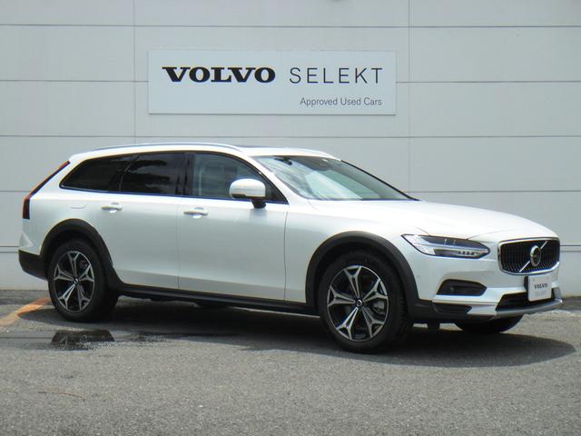 Ｖ９０ クロスカントリー　アルティメット　Ｂ５　ＡＷＤ　新インフォテイメント対応（グーグル）　サンルーフ　白革Ｐシート　３６０度カメラ　ＡＣＣ　衝突軽減　ＥＴＣ　純正２０ＡＷ　新車保証継承（68枚目）