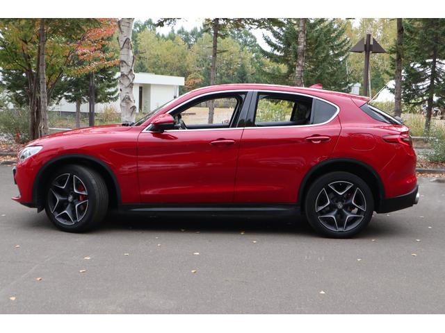 ステルヴィオ ファーストエディション レザーエクスクルーシブ 20インチ レッドキャリパー(7枚目)