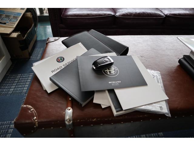 ステルヴィオ ファーストエディション レザーエクスクルーシブ 20インチ レッドキャリパー(21枚目)