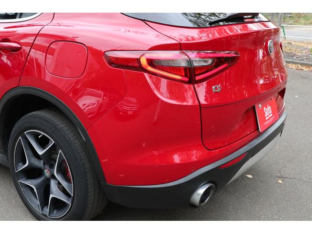 ステルヴィオ ファーストエディション レザーエクスクルーシブ 20インチ レッドキャリパー(26枚目)