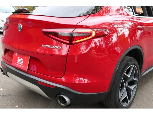 ステルヴィオ ファーストエディション レザーエクスクルーシブ 20インチ レッドキャリパー(28枚目)