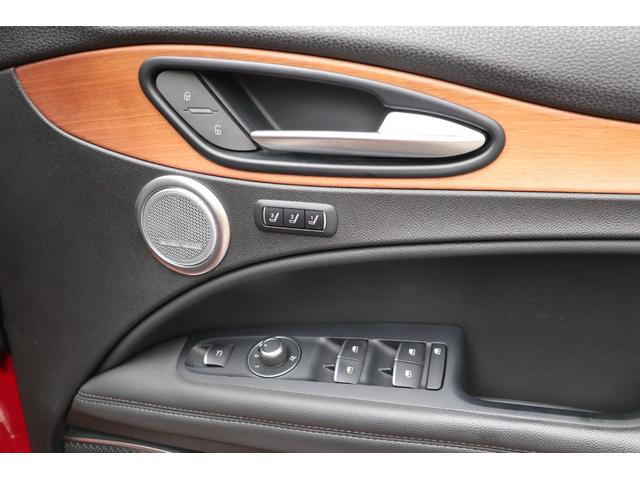 ステルヴィオ ファーストエディション レザーエクスクルーシブ 20インチ レッドキャリパー(34枚目)