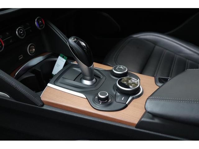 ステルヴィオ ファーストエディション レザーエクスクルーシブ 20インチ レッドキャリパー(38枚目)