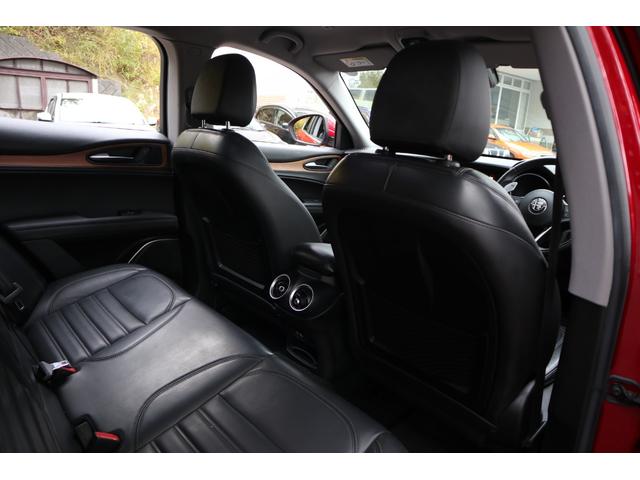 ステルヴィオ ファーストエディション レザーエクスクルーシブ 20インチ レッドキャリパー(47枚目)