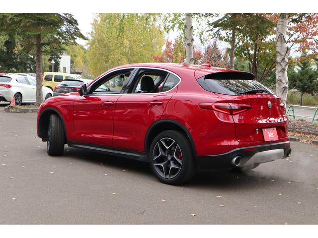 ステルヴィオ ファーストエディション レザーエクスクルーシブ 20インチ レッドキャリパー(57枚目)