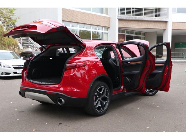 ステルヴィオ ファーストエディション レザーエクスクルーシブ 20インチ レッドキャリパー(62枚目)