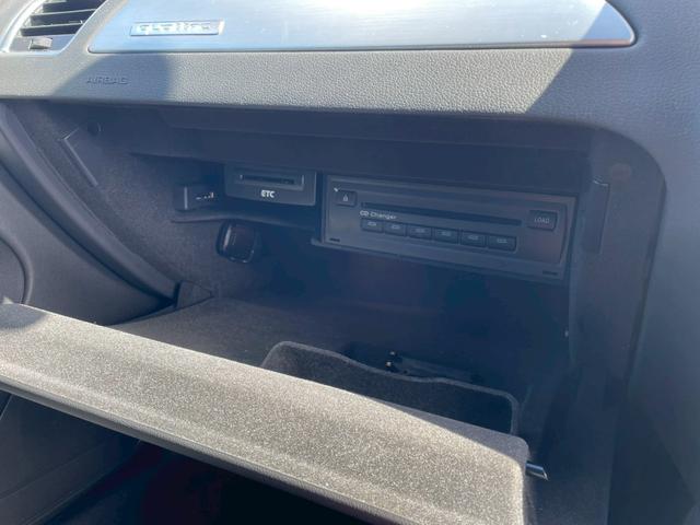 Ａ４ ２．０ＴＦＳＩクワトロ　オートエアコン　盗難防止システム　ナビ　ＡＢＳ　パワーウィンドウ　Ｐシート　パワーステアリング　エアバッグ　ＨＤＤナビ　４ｗｄ　ＥＴＣ　電動格納ミラー（19枚目）