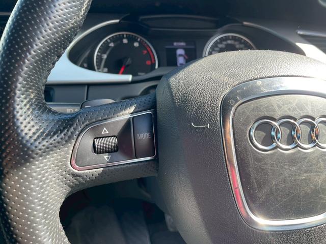 Ａ４ ２．０ＴＦＳＩクワトロ　オートエアコン　盗難防止システム　ナビ　ＡＢＳ　パワーウィンドウ　Ｐシート　パワーステアリング　エアバッグ　ＨＤＤナビ　４ｗｄ　ＥＴＣ　電動格納ミラー（23枚目）