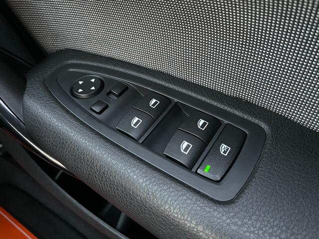 １シリーズ １１６ｉ　実走２万ｋｍ台　ハーフレザー　禁煙　ターボ　ナビ　ＢＴ接続　ＥＴＣ　ＵＳＢ　ＨＩＤ　オートライト　スマートキー　ミュージックサーバー　ＣＤ＆ＤＶＤ　フォグ　ミラーウィンカー　純正アルミ　ＭＴモード（68枚目）