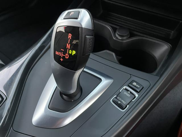 １シリーズ １１６ｉ　実走２万ｋｍ台　ハーフレザー　禁煙　ターボ　ナビ　ＢＴ接続　ＥＴＣ　ＵＳＢ　ＨＩＤ　オートライト　スマートキー　ミュージックサーバー　ＣＤ＆ＤＶＤ　フォグ　ミラーウィンカー　純正アルミ　ＭＴモード（75枚目）