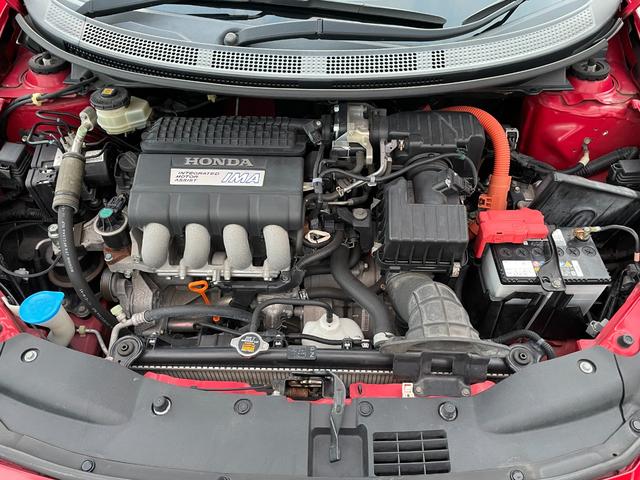 ＣＲ－Ｚ α　ナビ　バックカメラ　ＴＶ　ＥＴＣ　ＨＩＤ　ドラレコ　クルコン　オートライト　スマートキー　パドルシフト　ミラーウィンカー　ドアバイザー　プライバシーガラス　フォグ　ＡＵＴＯエアコン　ＣＤ＆ＤＶＤ　ＡＷ（22枚目）