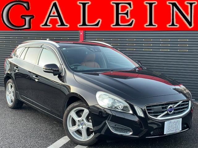 Ｖ６０ Ｔ４　茶革　禁煙　ナビ　バックカメラ　ＴＶ　ＢＴ接　ＥＴＣ　ＨＩＤ　オートライト　クルコン　電動シート　シートヒーター　スマートキー　障害物センサー　ＣＤ＆ＤＶＤ　衝突軽減ブレーキ　ＢＬＩＳ　レーンアシスト（2枚目）