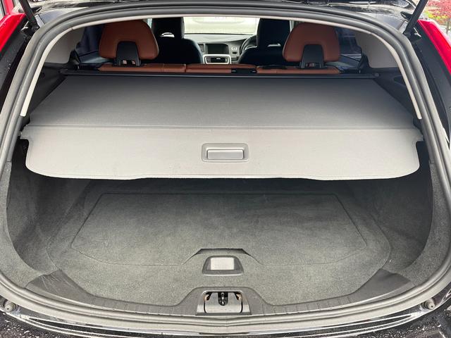 Ｖ６０ Ｔ４　茶革　禁煙　ナビ　バックカメラ　ＴＶ　ＢＴ接　ＥＴＣ　ＨＩＤ　オートライト　クルコン　電動シート　シートヒーター　スマートキー　障害物センサー　ＣＤ＆ＤＶＤ　衝突軽減ブレーキ　ＢＬＩＳ　レーンアシスト（45枚目）