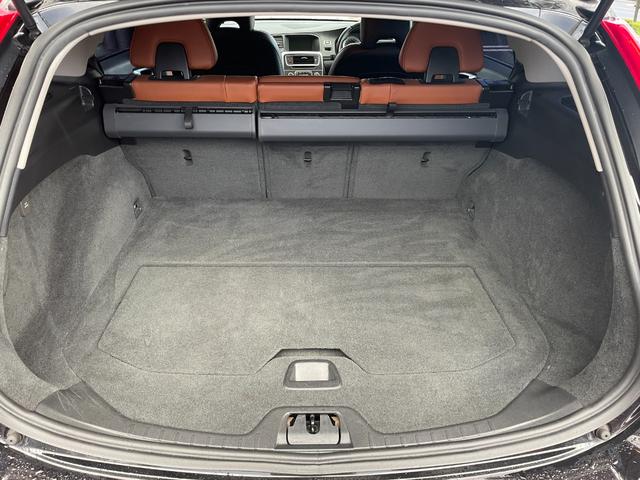 Ｖ６０ Ｔ４　茶革　禁煙　ナビ　バックカメラ　ＴＶ　ＢＴ接　ＥＴＣ　ＨＩＤ　オートライト　クルコン　電動シート　シートヒーター　スマートキー　障害物センサー　ＣＤ＆ＤＶＤ　衝突軽減ブレーキ　ＢＬＩＳ　レーンアシスト（47枚目）