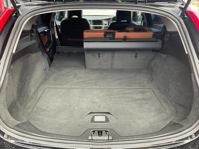 Ｖ６０ Ｔ４　茶革　禁煙　ナビ　バックカメラ　ＴＶ　ＢＴ接　ＥＴＣ　ＨＩＤ　オートライト　クルコン　電動シート　シートヒーター　スマートキー　障害物センサー　ＣＤ＆ＤＶＤ　衝突軽減ブレーキ　ＢＬＩＳ　レーンアシスト（49枚目）