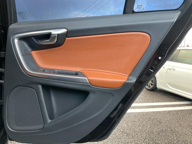 Ｖ６０ Ｔ４　茶革　禁煙　ナビ　バックカメラ　ＴＶ　ＢＴ接　ＥＴＣ　ＨＩＤ　オートライト　クルコン　電動シート　シートヒーター　スマートキー　障害物センサー　ＣＤ＆ＤＶＤ　衝突軽減ブレーキ　ＢＬＩＳ　レーンアシスト（53枚目）