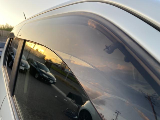 ワゴンＲスティングレー Ｔ　ターボ　ナビ　ＴＶ　ＢＴ接続　ＨＩＤ　オートライト　関東仕入　スマートキー　パドルシフト　ＣＤ＆ＤＶＤ　ミラーウィンカー　ドアバイザー　フォグ　プライバシーガラス　純正アルミ　ＡＵＴＯエアコン　電格Ｍ（19枚目）