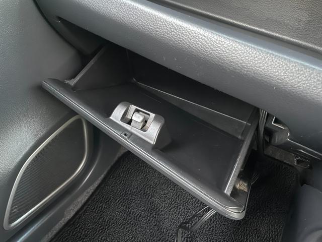 ワゴンＲスティングレー Ｔ　ターボ　ナビ　ＴＶ　ＢＴ接続　ＨＩＤ　オートライト　関東仕入　スマートキー　パドルシフト　ＣＤ＆ＤＶＤ　ミラーウィンカー　ドアバイザー　フォグ　プライバシーガラス　純正アルミ　ＡＵＴＯエアコン　電格Ｍ（79枚目）