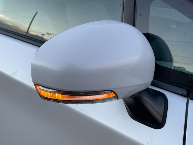 プリウス Ｓ　検・２年／ナビ／Ｂカメ／ＴＶ／ＥＴＣ／禁煙／Ｓキー／ＤＶＤ再生／ＡＵＸ接続端子／オートエアコン／プッシュスタート／Ｆフォグランプ／Ｄバイザー／Ｍウィンカー／Ｔチェーン／ドアバイザー／純正鍛造１５ＡＷ（16枚目）