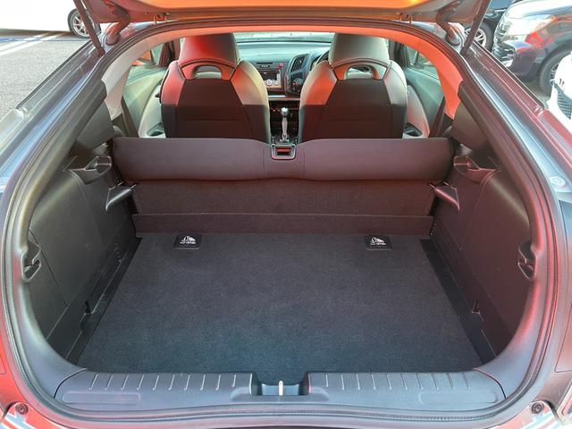 CR-Z α 禁煙車/ETC/HID/オートライト/クルーズコントロール/スマートキー/パドルシフト/オートAC/CDオーディオ/ミラーウィンカー/プライバシーガラス/フォグ/純正アルミ/シートリフター/Tチェーン(54枚目)