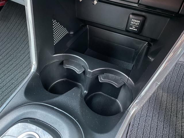 CR-Z α 禁煙車/ETC/HID/オートライト/クルーズコントロール/スマートキー/パドルシフト/オートAC/CDオーディオ/ミラーウィンカー/プライバシーガラス/フォグ/純正アルミ/シートリフター/Tチェーン(74枚目)