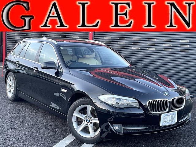 5シリーズ 523iツーリング 禁煙車/サンルーフ/本革シート/ナビ/バックカメラ/テレビ/ETC/HID/オートライト/スマートキー/クルコン/ドラレコ/障害物センサー/電動シート/シートヒーター/CD&DVD/Mサーバー/純AW(2枚目)