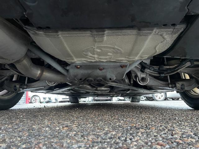 5シリーズ 523iツーリング 禁煙車/サンルーフ/本革シート/ナビ/バックカメラ/テレビ/ETC/HID/オートライト/スマートキー/クルコン/ドラレコ/障害物センサー/電動シート/シートヒーター/CD&DVD/Mサーバー/純AW(22枚目)