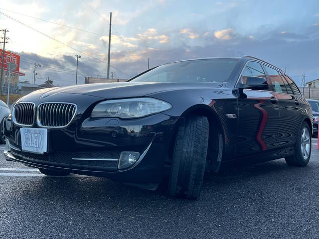 5シリーズ 523iツーリング 禁煙車/サンルーフ/本革シート/ナビ/バックカメラ/テレビ/ETC/HID/オートライト/スマートキー/クルコン/ドラレコ/障害物センサー/電動シート/シートヒーター/CD&DVD/Mサーバー/純AW(27枚目)