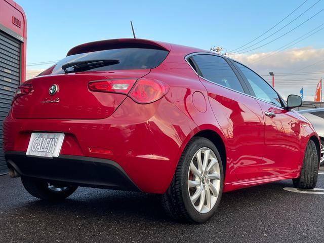 ジュリエッタ コンペティツィオーネ 実走6.6万km/ターボ/禁煙/関東仕入/Hレザー/ナビ/BT接/フルセグTV/Bカメラ/ETC/HID/Aライト/ドラレコ/Cセンサー/キーレス/電動シート/Sヒーター/CD&DVD/PV窓/純AW(27枚目)