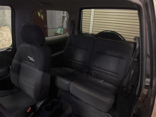 ジムニー ワイルドウインド　４ＷＤ　スマートキー　電動格納ミラー　ＡＴ　ＡＢＳ　ＵＳＢ　アルミホイール　衝突安全ボディ　エアコン　パワーウィンドウ　ターボタイマー（9枚目）