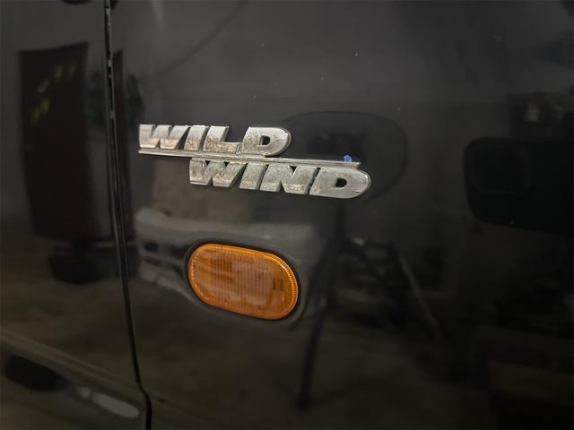 ジムニー ワイルドウインド　４ＷＤ　スマートキー　電動格納ミラー　ＡＴ　ＡＢＳ　ＵＳＢ　アルミホイール　衝突安全ボディ　エアコン　パワーウィンドウ　ターボタイマー（18枚目）