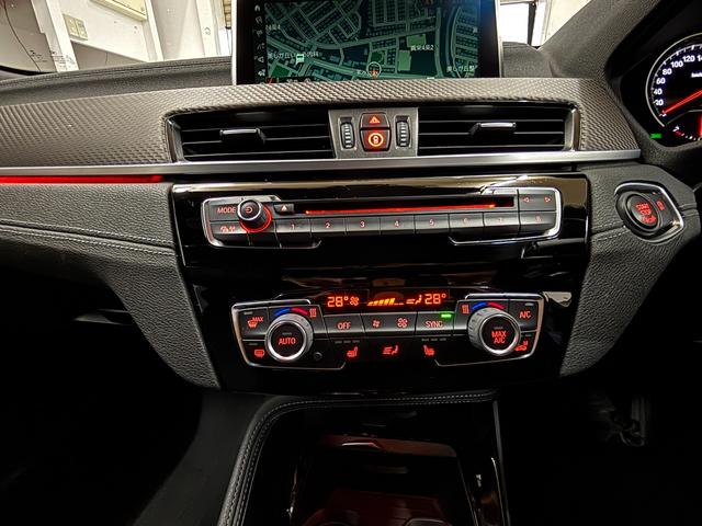 Ｘ２ ｘＤｒｉｖｅ　２０ｉ　ＭスポーツＸ　アドバンスドアクティブセーフティＰＫＧ　ハイラインＰＫＧ　ＯＰ２０インチホイール　ＡＣＣ　ＨＵＤ　電動黒革　ＨＤＤフルセグナビ　ＣＤ　Ｂカメラ　ＰＤＣ　Ｐアシスト　ＬＥＤライト　電動ゲート　ＥＴＣ（2枚目）