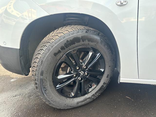 ベルランゴ マックス ブルーHDi リフトアップ BFGoodrichホワイトレタータイヤ ワンオーナー 禁煙車 パノラミックルーフ 両側スライドドア ETC フロントグリル・エンブレムブラックアウト ミシュランスタッドレス付(20枚目)