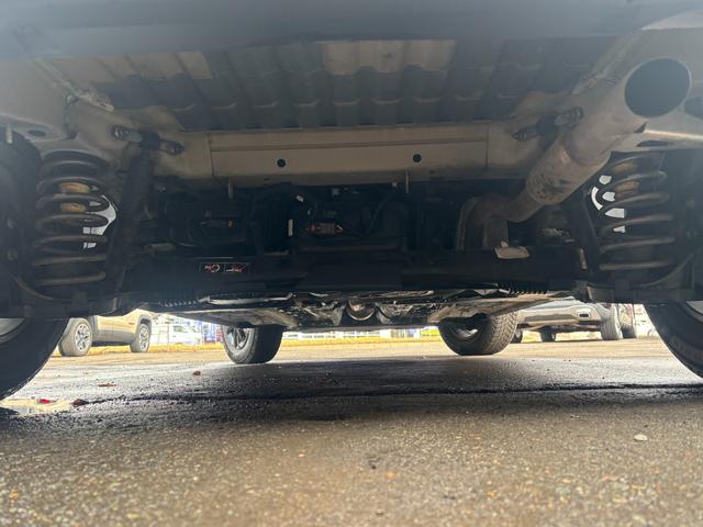 ベルランゴ マックス ブルーHDi リフトアップ BFGoodrichホワイトレタータイヤ ワンオーナー 禁煙車 パノラミックルーフ 両側スライドドア ETC フロントグリル・エンブレムブラックアウト ミシュランスタッドレス付(39枚目)