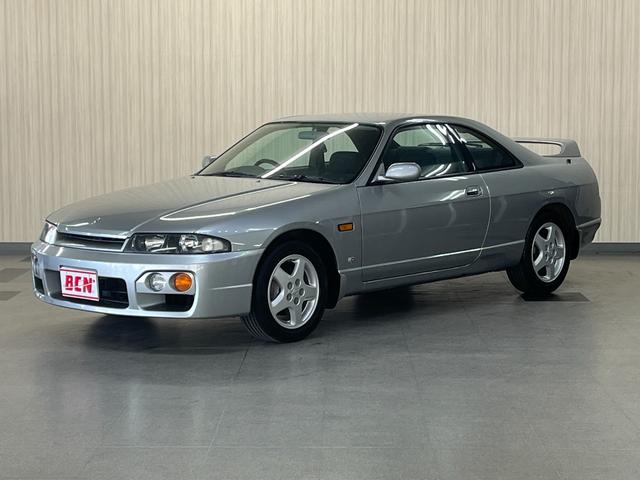 NISSAN SKYLINE GTS25T TYPE M SPEC II | 1996 | SILVER | 24600