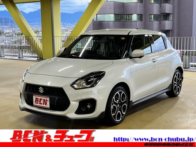 スイフトスポーツ ベースグレード　車検：令和９年３月　スポーツ　６速マニュアル　８インチナビ　フルセグＴＶ　ＤＶＤ再生　Ｂｌｕｅｔｏｏｔｈ　全方位カメラ　ＥＴＣ車載器　ＬＥＤヘッドライト　クルーズコントロール　プッシュスタート（1枚目）