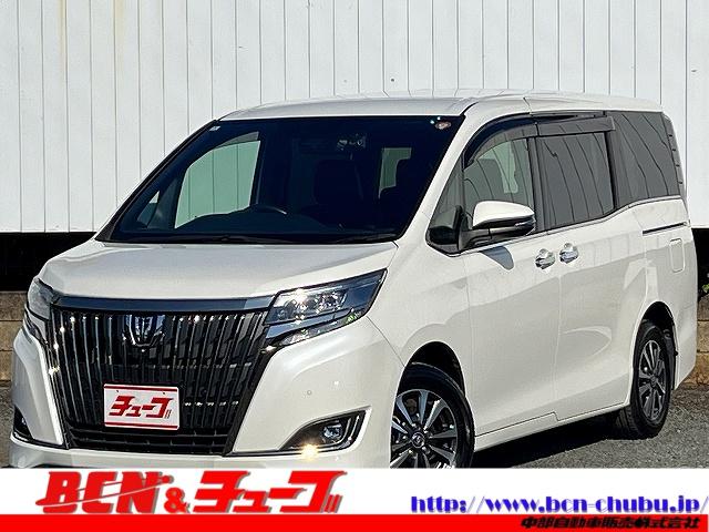 エスクァイア(トヨタ) Ｇｉ　プレミアムパッケージ　ブラックテーラード　ＴＳＳ　純正９インチナビ　フルセグ　ＢＴオーディオ　ＣＤ／ＤＶＤ再生　バックカメラ　純正フリップダウンモニター　ＬＥＤヘッドライト　両側パワスラ　クルコン　前席シートヒーター　ステアリングヒーター 中古車画像