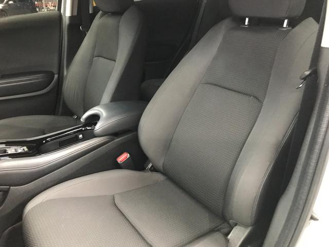 ヴェゼル ハイブリッドX・ホンダセンシング インターナビセット/追従クルコン/衝突軽減ブレーキ/レーンアシスト/前方ドラレコ/オートLED/Bカメラ/USB/HDMI/BTオーディオ/フルセグTV/純正SDナビ/ETC/プッシュスタート/ETC(22枚目)