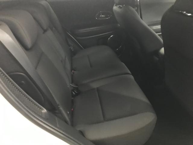 ヴェゼル ハイブリッドX・ホンダセンシング インターナビセット/追従クルコン/衝突軽減ブレーキ/レーンアシスト/前方ドラレコ/オートLED/Bカメラ/USB/HDMI/BTオーディオ/フルセグTV/純正SDナビ/ETC/プッシュスタート/ETC(25枚目)