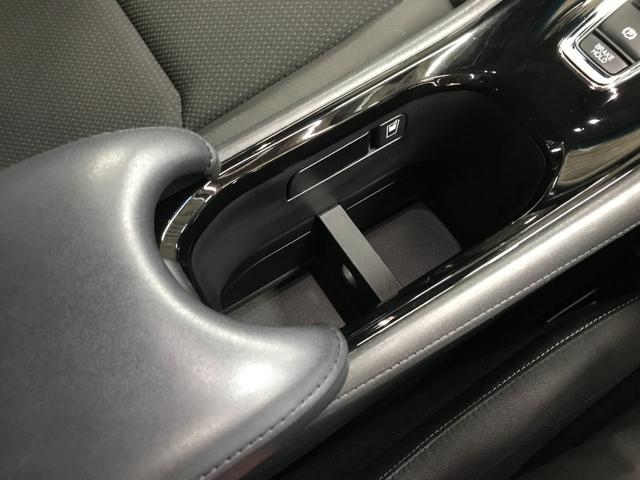 ヴェゼル ハイブリッドX・ホンダセンシング インターナビセット/追従クルコン/衝突軽減ブレーキ/レーンアシスト/前方ドラレコ/オートLED/Bカメラ/USB/HDMI/BTオーディオ/フルセグTV/純正SDナビ/ETC/プッシュスタート/ETC(45枚目)