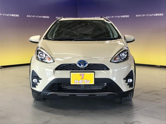 アクア クロスオーバー 社外ナビ フルセグTV Bluetoothオーディオ CD DVD バックカメラ オートLEDヘッドライト 衝突軽減ブレーキ 車線逸脱 スマートキー 純正16インチアルミ ETC(4枚目)