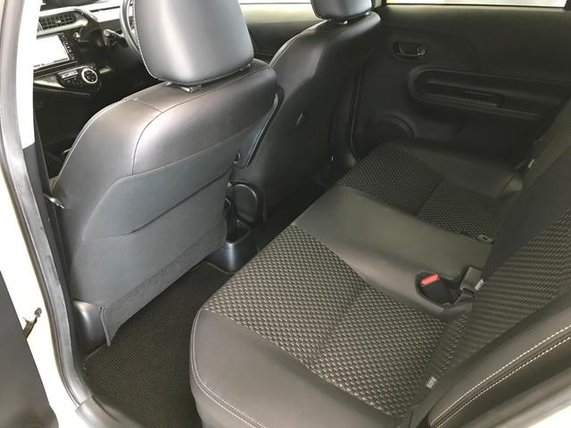 アクア クロスオーバー 社外ナビ フルセグTV Bluetoothオーディオ CD DVD バックカメラ オートLEDヘッドライト 衝突軽減ブレーキ 車線逸脱 スマートキー 純正16インチアルミ ETC(19枚目)