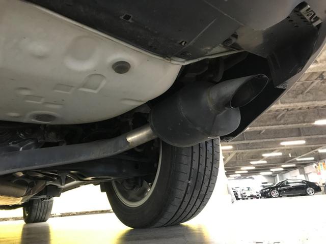 ハリアーハイブリッド プレミアム　ワンオーナー車／社外アルパインナビ／フルセグＴＶ／ＣＤ／ＤＶＤ／ＢＴオーディオ／バックカメラ／衝突軽減ブレーキ／パワーシート／パワーバックドア／追従クルコン／ＬＥＤオート／純正１８インチアルミ／ＥＴＣ（41枚目）