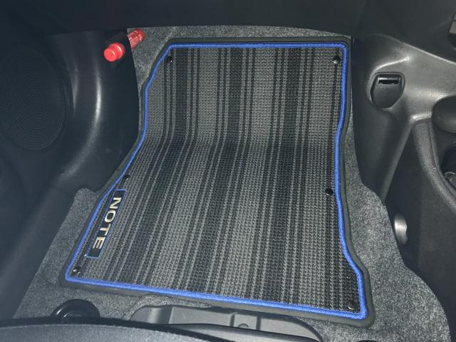 ノート e-パワー X 純正SDナビ フルセグTV BTオーディオ CD DVD 社外14インチアルミホイール インテリジェントアラウンドビューモニターセット LEDヘッドランプ ナビ取付PKG ドラレコ ETC(35枚目)