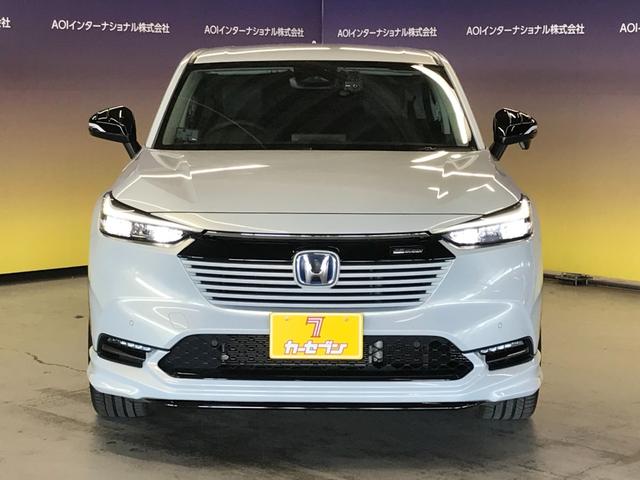 ヴェゼル e:HEV Z 純正9インチナビ フルセグTV Bluetooth USB TVキャンセラー ホンダコネクトディスプレイ コンビシート 社外フルエアロ 社外18インチホイール オートLED ドラレコ前後 ETC2.0(4枚目)