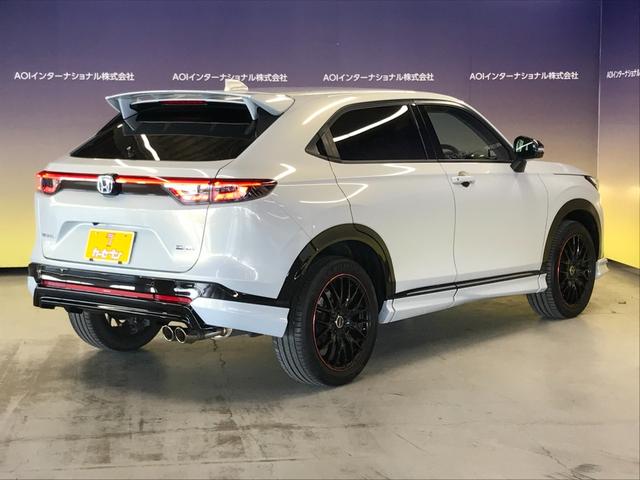 ヴェゼル e:HEV Z 純正9インチナビ フルセグTV Bluetooth USB TVキャンセラー ホンダコネクトディスプレイ コンビシート 社外フルエアロ 社外18インチホイール オートLED ドラレコ前後 ETC2.0(10枚目)