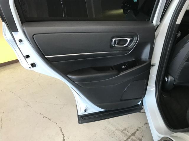 ヴェゼル e:HEV Z 純正9インチナビ フルセグTV Bluetooth USB TVキャンセラー ホンダコネクトディスプレイ コンビシート 社外フルエアロ 社外18インチホイール オートLED ドラレコ前後 ETC2.0(23枚目)